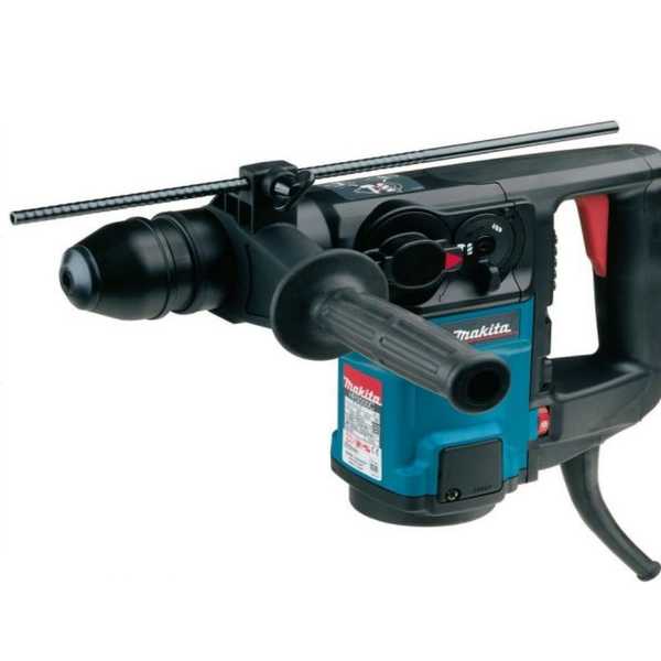 ПЕРФОРАТОР Макита HR 3000C